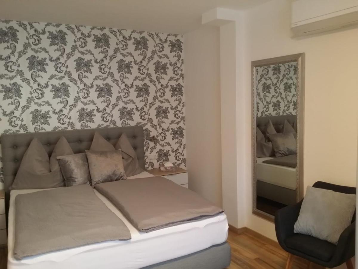 אילמיץ Weingut Apartment Hildegard Gangl מראה חיצוני תמונה
