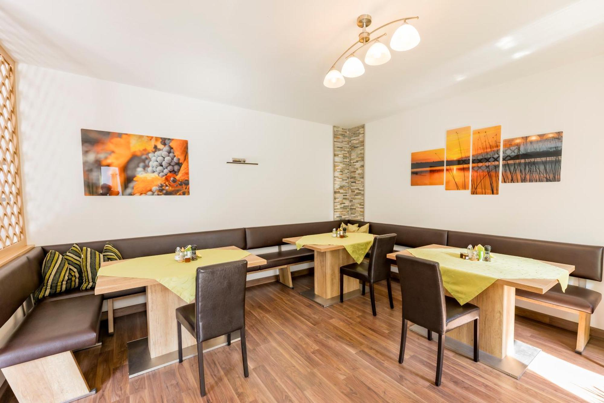 אילמיץ Weingut Apartment Hildegard Gangl מראה חיצוני תמונה